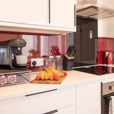 Highfield House - 1 Bed-Sleeps 2-Tjs20Hh Apartman Ilfracombe Kültér fotó
