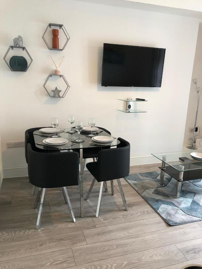 Highfield House - 1 Bed-Sleeps 2-Tjs20Hh Apartman Ilfracombe Kültér fotó