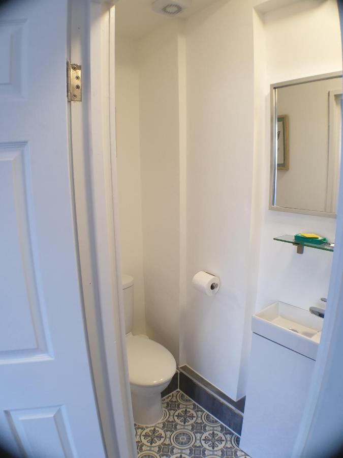 Highfield House - 1 Bed-Sleeps 2-Tjs20Hh Apartman Ilfracombe Kültér fotó